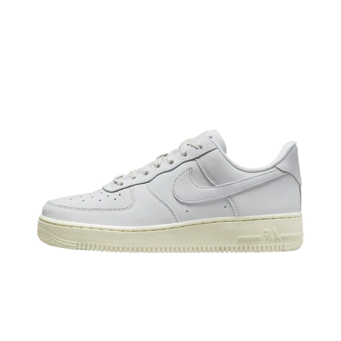 Nike Air Force 1 Low Summit White (Women's)