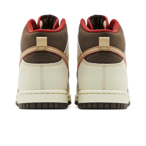 Nike Dunk High SE Baroque Brown