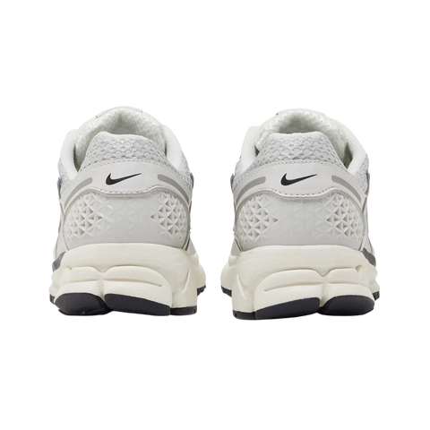 Nike Zoom Vomero 5 Photon Dust Metallic Silver (Women's)