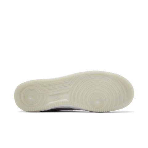 Nike Air Force 1 '07 LV8 Pure Platinum Light Carbon