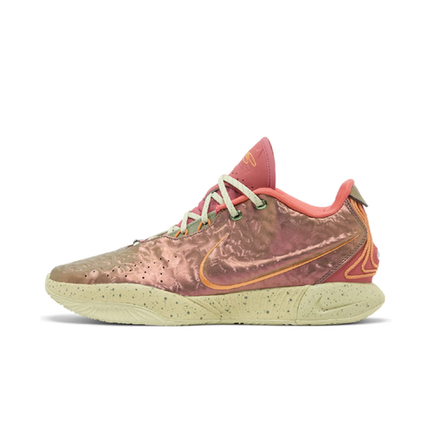 Nike LeBron 21 Queen Conch