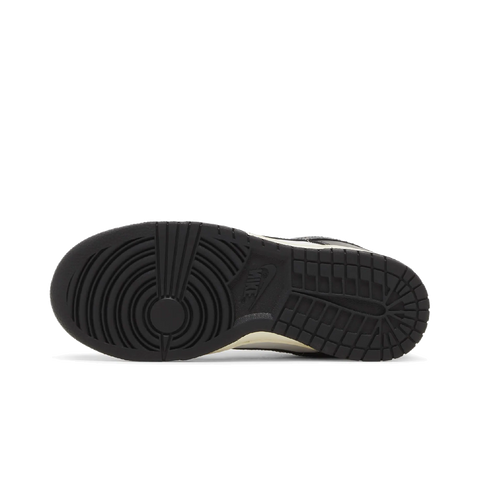 Nike Dunk Low Vintage Panda (Women's)