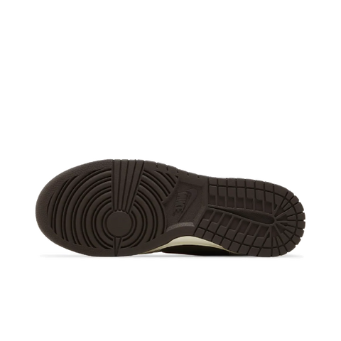 Nike Dunk High SE Baroque Brown