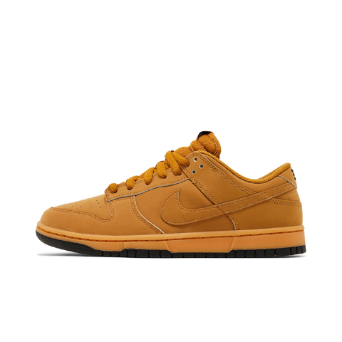 Nike Dunk Low Retro SE Wheat Gum