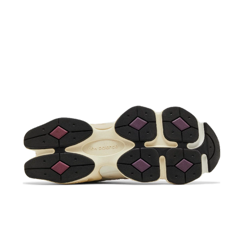 New Balance 9060 Magenta